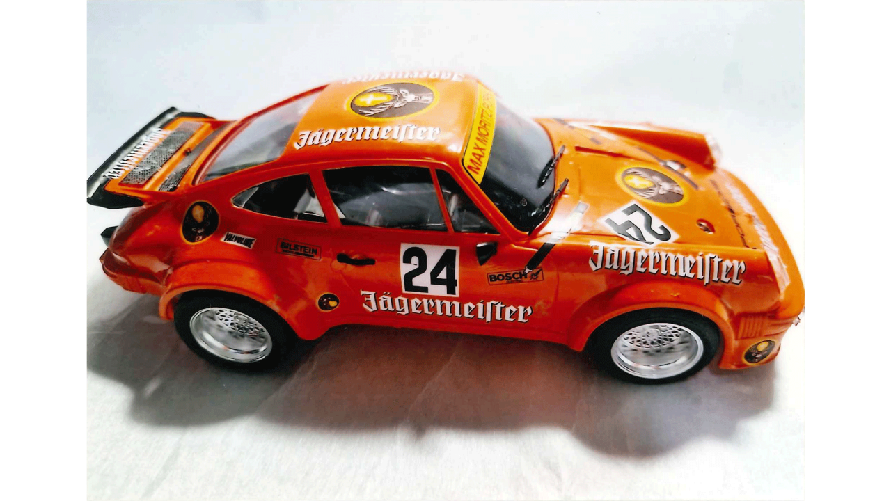 甲斐好美_ポルシェターボRSR934イェーガーマイスター_01